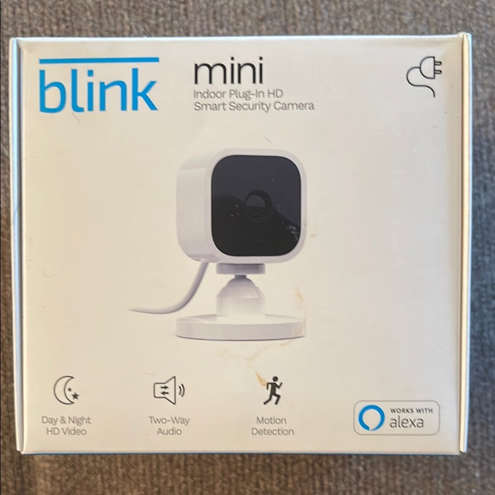 Blink Mini Indoor Plug-In HD Smart Security Camera